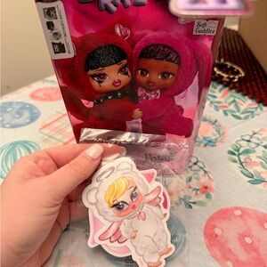 BRATZIEZ CLOE BRAND NEW